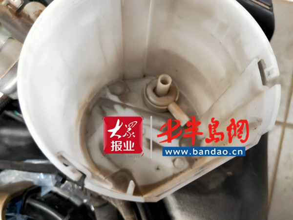 胶州胶州：新车油泵被黑色粉末堵死，金盾加油站称油泵空转导致？