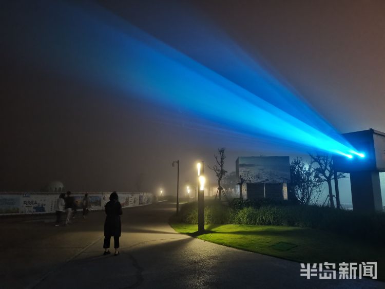 雾都飘渺“雾都”：青岛夏季多雾 平流雾给海滨带来别样风光