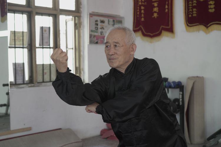 螳螂拳青岛市非文化遗产的传承人孙德龙：把“太极梅花螳螂拳”发扬光大