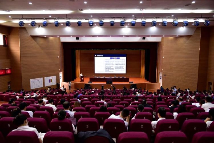 职业青岛召开会议共话职业教育发展蓝图 助力打造职业教育创新发展示范区