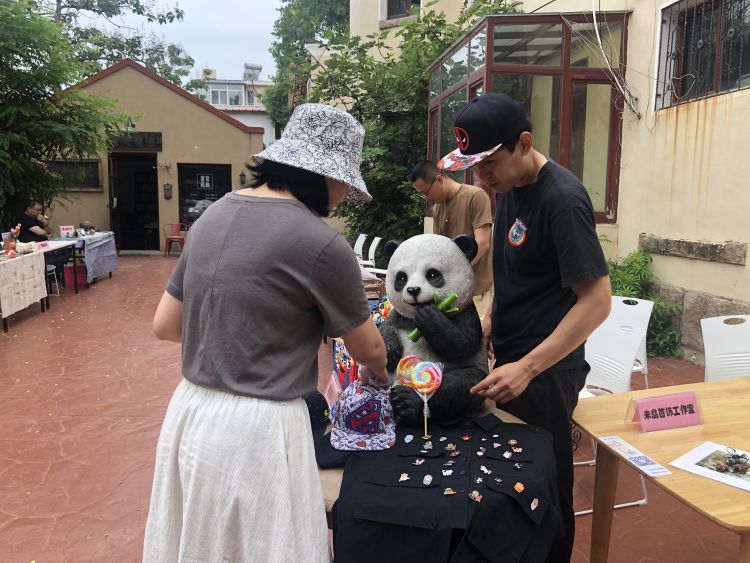 市集服饰文化市集、时尚美食市集……青岛推出特色市集为文艺老街添新活力