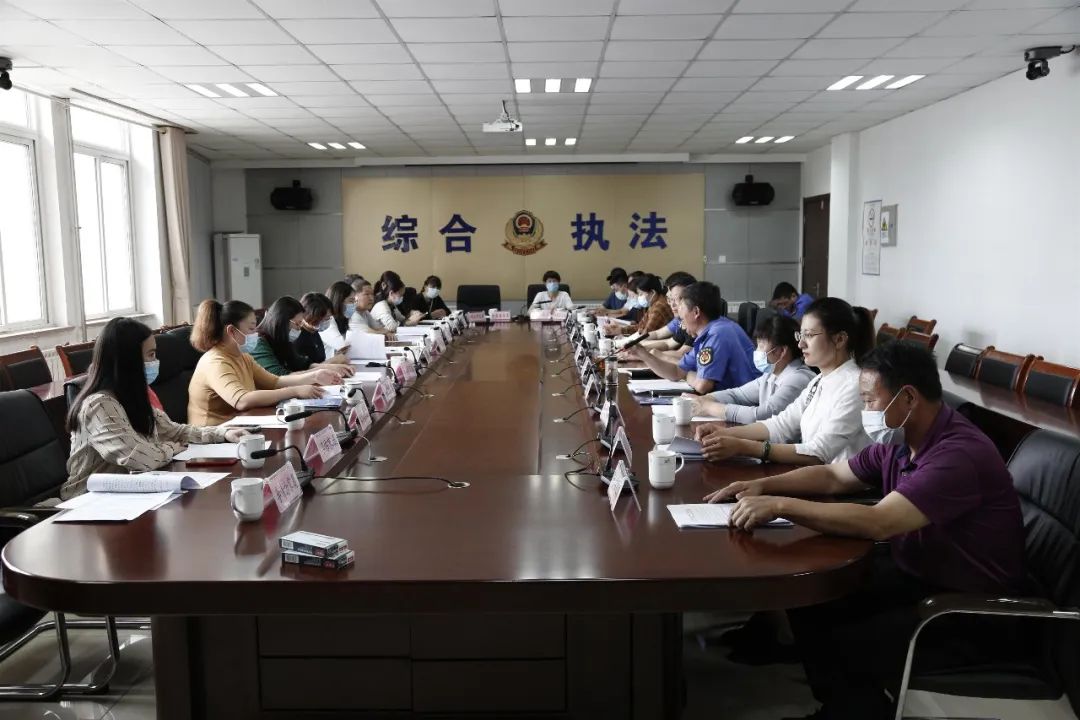 市民西海岸新区综合行政执法局举行“市民开放日” 让执法与市民零距离