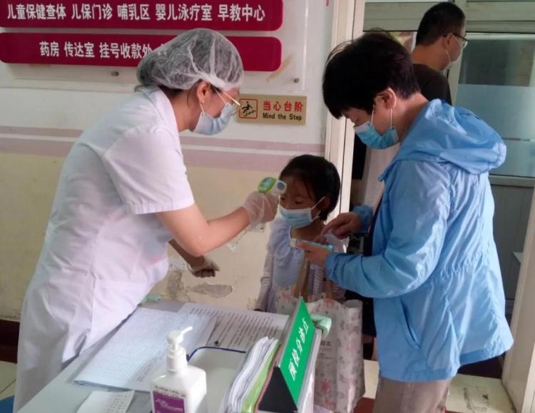 体检工作幼儿园开学引服务高峰 市北妇幼有序开展幼儿入园体检工作