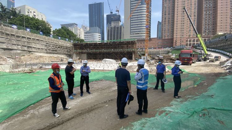 市南区市南区精准施策奋力攻坚 打好 “蓝天、碧水、净土”三大攻坚战