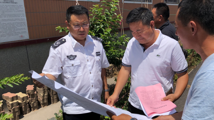 收割期小麦进入收割期，青岛市督查组到莱西督导检查秸秆禁烧及综合利用工作