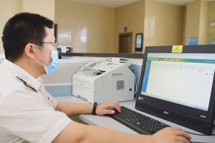 打通关青岛海关与企业ERP联网 打通关企数据对接“最后一公里”