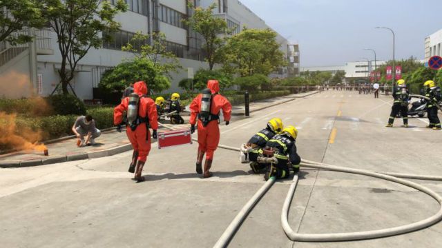 筑牢筑牢心中“防火墙” 人人把好“防火关”