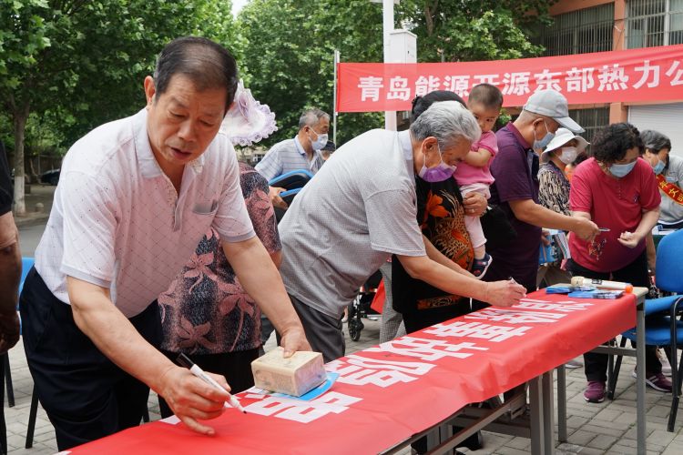特邀嘉宾市南区八大湖街道：请来“特邀嘉宾”社区民警陈飞虎警官讲解防火灭火