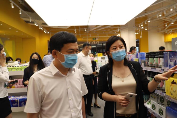 5353个直播间现场带货 市北区打造北方在线经济新消费发展高地