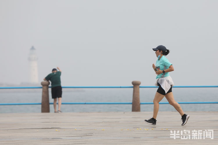 乐悠游青岛海边有了湿热感觉 本周六市区最高温度26℃