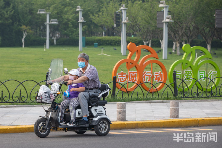 乐悠游青岛海边有了湿热感觉 本周六市区最高温度26℃
