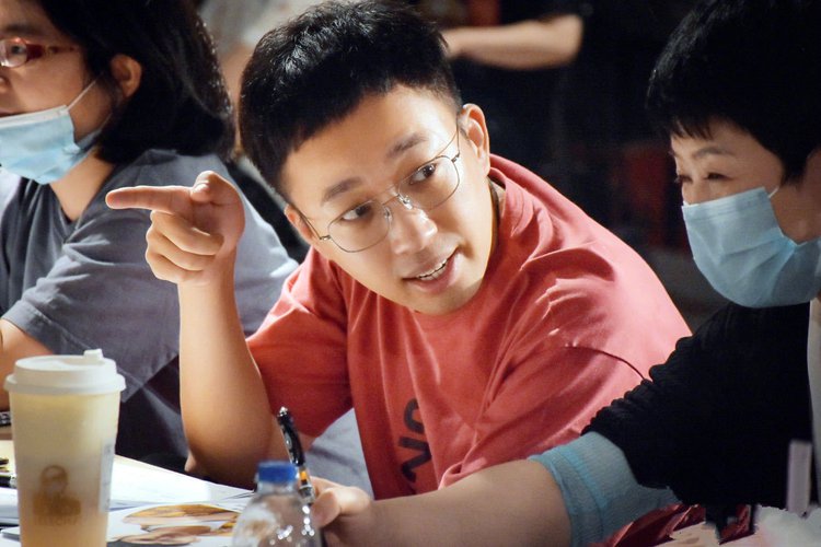 【】于正否认加盟《姐姐》：节目组确实发出了邀请 去的话得C位