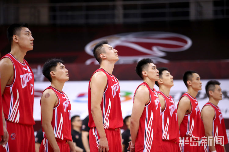 八一队“全华班”打天下也不怕 青岛男篮轻取八一队获两连胜