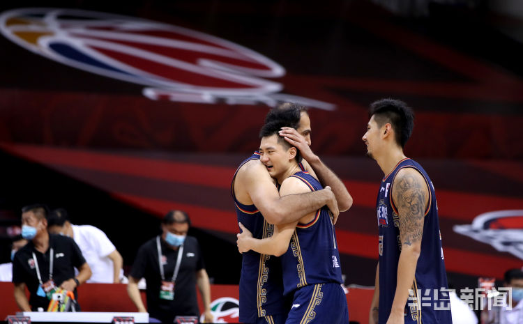 弱队弱队较量同样精彩 同曦何敬佳奉献准绝杀击败广州