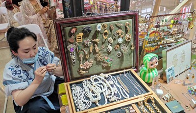 端午小长假第一天 逛逛青岛这处“国风市集”