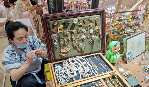 端午小长假第一天 逛逛青岛这处“国风市集”