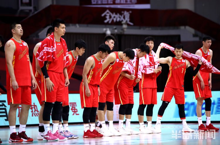 季后赛八一遭遇四连败提前出局 连续九年无缘季后赛