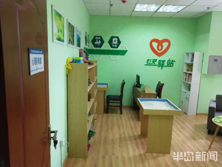 缉毒破案百余起的缉毒警“毕方” 曾将十余名吸毒留学生驱逐出境