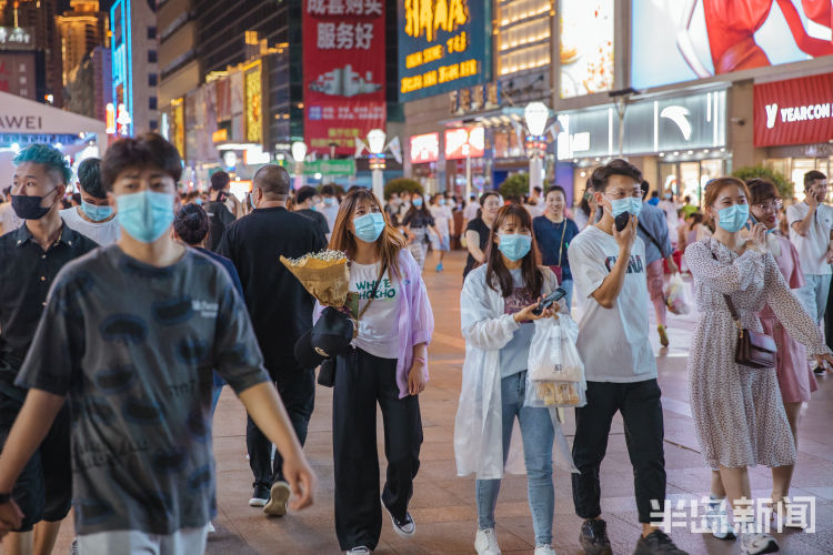 最火假期夜晚哪最火？还是台东人气旺！
