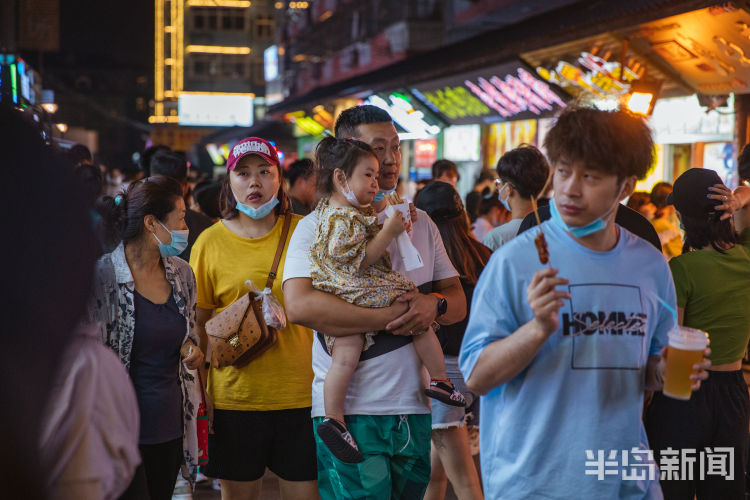 台东端午假期 台东三路步行街商圈人气火爆