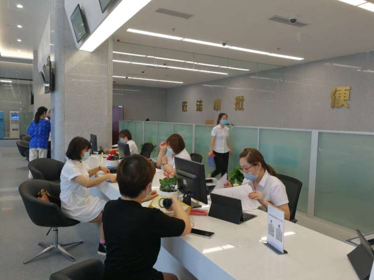 5G智能5G加码政务服务升级2.0版 李沧启用行政审批服务新大厅