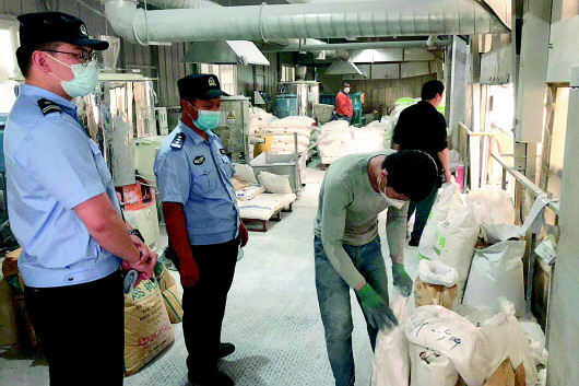 抓贼调解样样行 黄岛派出所民警“邢捕头”扎根社区