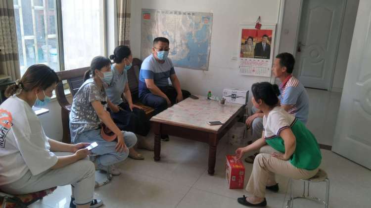 11每人每天1块钱6年帮助11个困难家庭 即墨一爱心群体被一封信揭开面纱