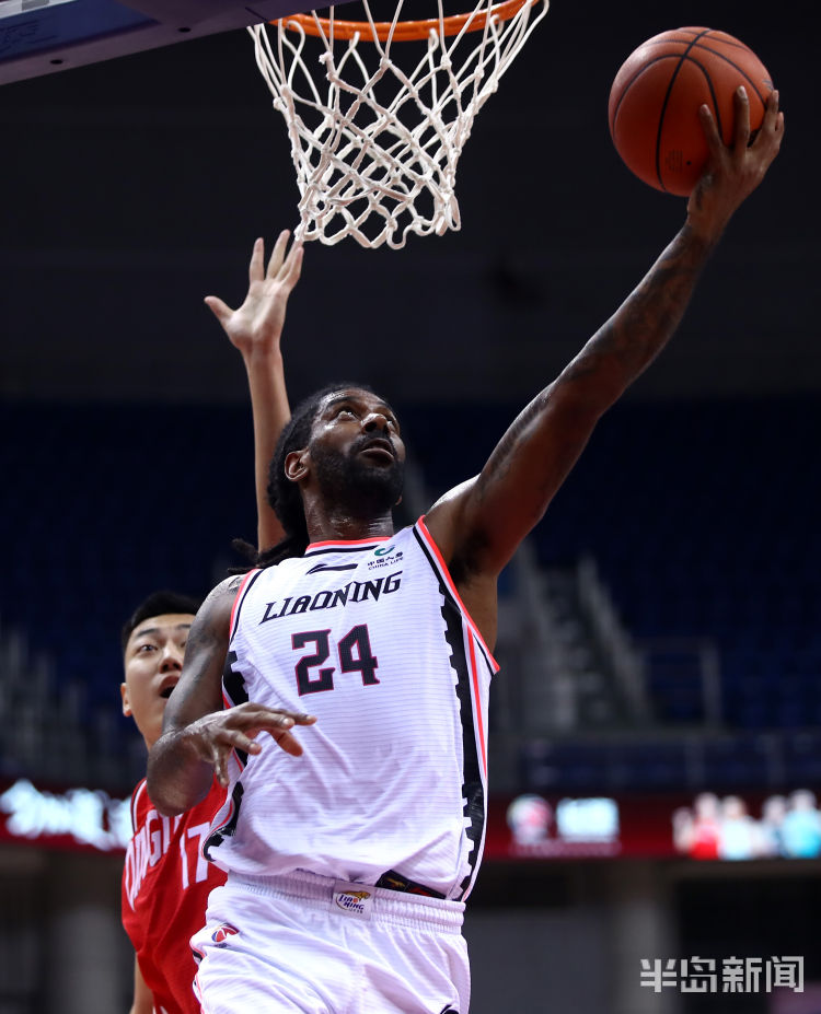 迎首胜青岛男篮惨败辽宁 郭艾伦爆发西班牙代理教练迎首胜