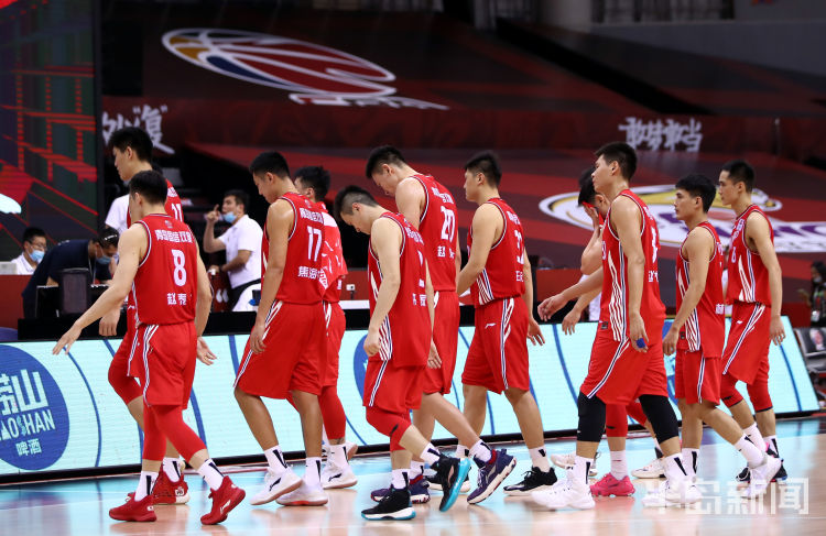 迎首胜青岛男篮惨败辽宁 郭艾伦爆发西班牙代理教练迎首胜