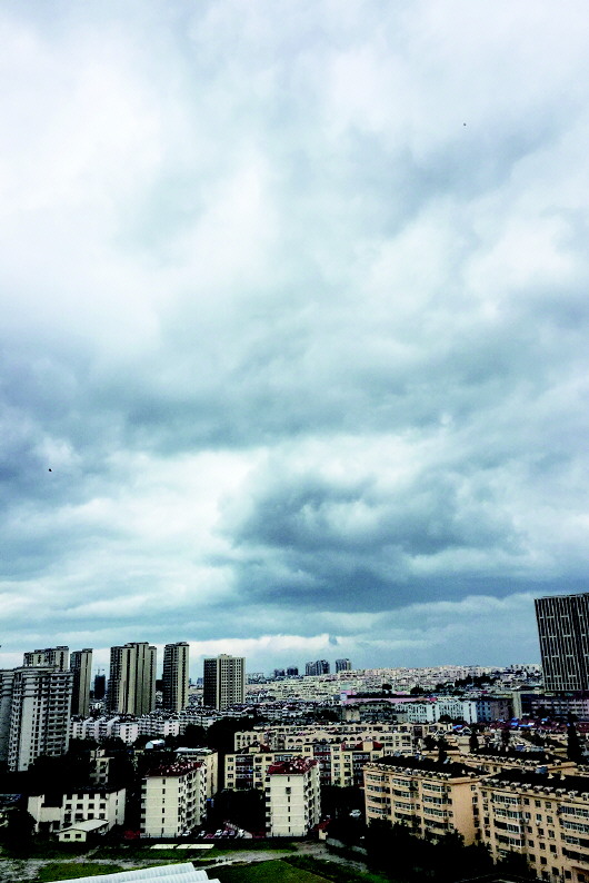 高温躲在风雨后！7、8月份青岛相对湿度明显增大 “桑拿天”要来了