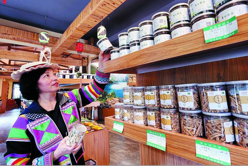 甘肃文县的“姐姐”来青岛“乘风破浪”开了五间店