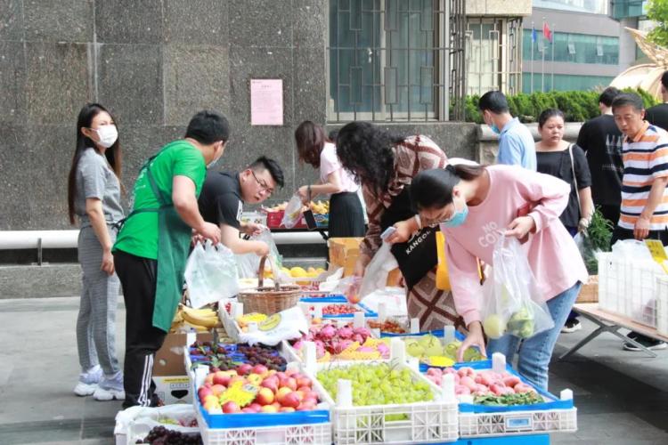 共圆香港中路街道：东西协作情谊深 合力共圆小康梦