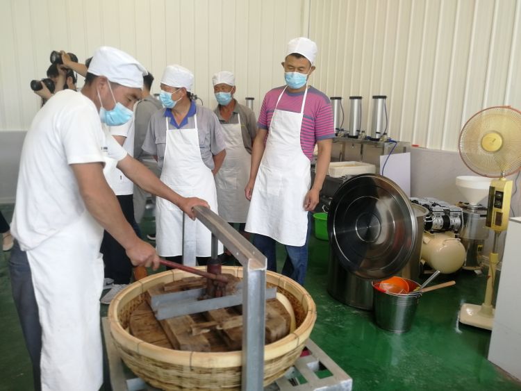 乡村即墨泊子村把“小乡村”搭建成“大平台” 剑指乡村振兴齐鲁样板