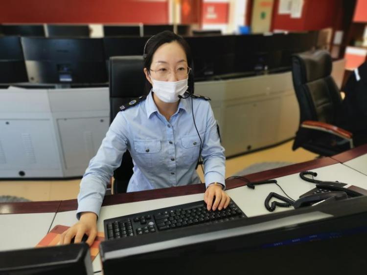 二胎青岛市急救中心调度员电话指导二胎准爸爸亲手为妻子接生