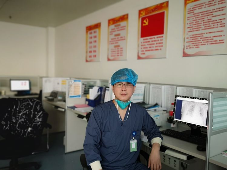 青大青大附院牛海涛团队“泌尿系肿瘤微环境及代谢模式系列研究”项目获省科技进步二等奖