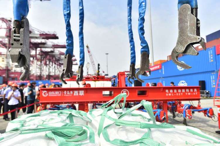 基层队山东港口青岛港创建“四强”基层队现场推进会火热召开