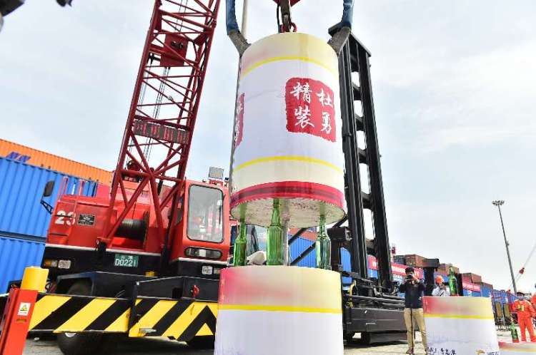 基层队山东港口青岛港创建“四强”基层队现场推进会火热召开