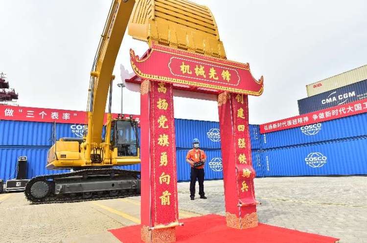 基层队山东港口青岛港创建“四强”基层队现场推进会火热召开