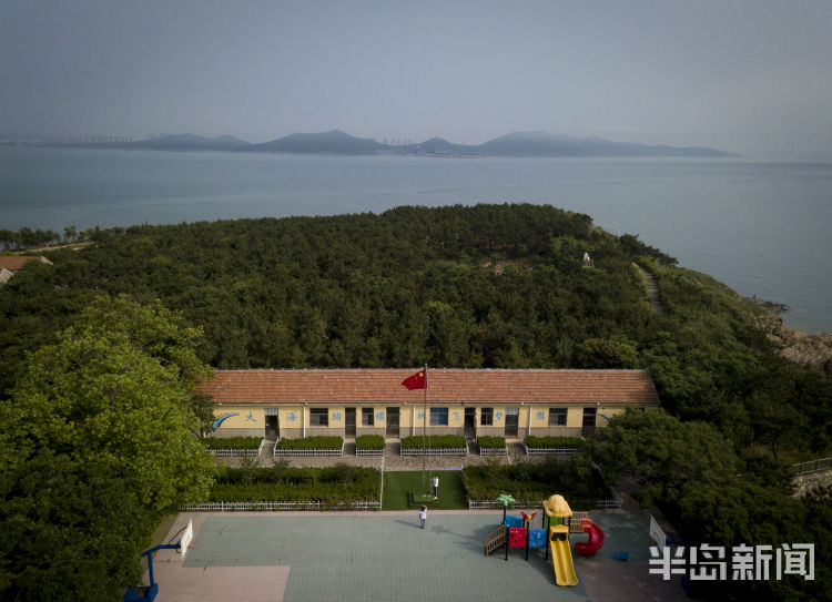 竹岔岛一个老师一个娃 竹岔岛小学的最后一课