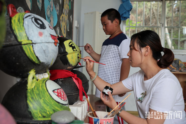 竹岔岛一个老师一个娃 竹岔岛小学的最后一课