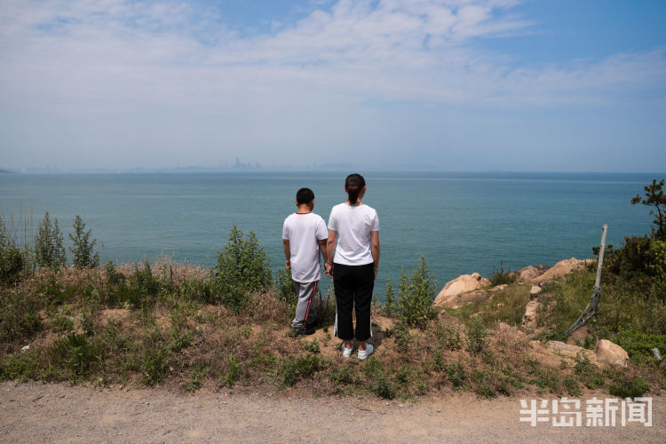 竹岔岛一个老师一个娃 竹岔岛小学的最后一课