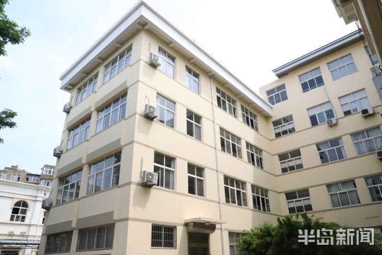 考点高考不惧高温！记者探访青岛市区考点 空调安装、防疫物资已到位