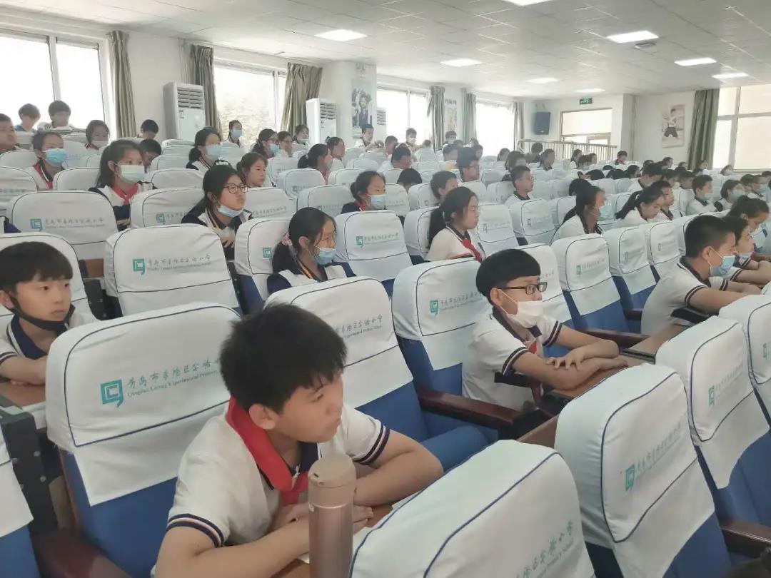 励志追梦 做最好的自己——青岛文正小学校长与毕业生畅谈家国情怀