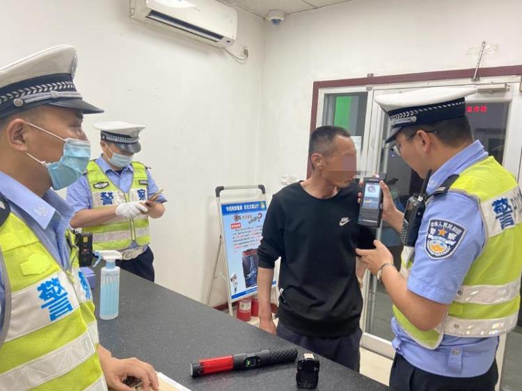 39?青岛交警部门集中曝光第三批39名酒司机及5个典型案例