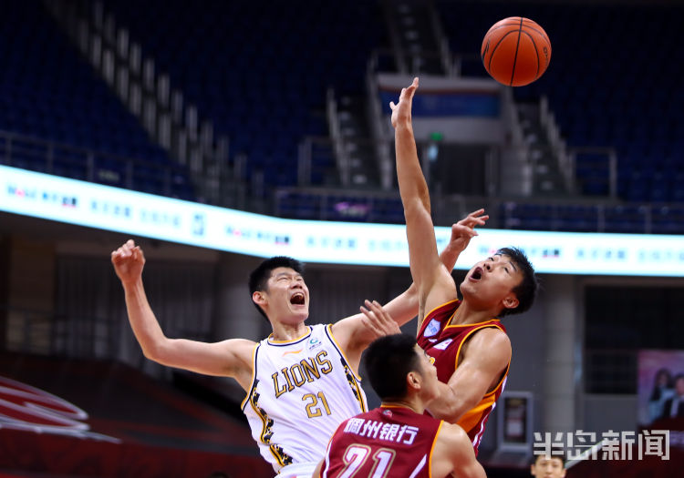 浙江队吴前八记三分“射穿”广厦 浙江队完成复仇赢得德比