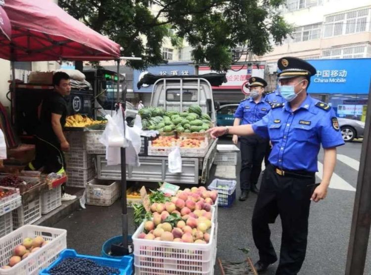 30护航中高考 青岛城管查处噪音扰民问题30余起