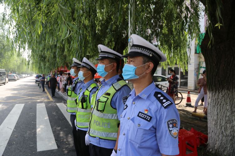 警种多警种联动零距离服务 黄岛公安全力做好2020年高考安保