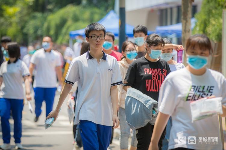 2020年山东高考首场语文结束 济南考生：题不难