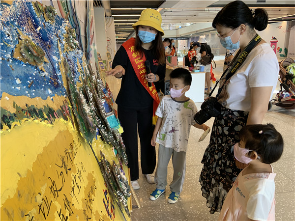 垃圾分类-区市在行动|《青岛市生活垃圾分类管理办法》施行半年 高新区垃圾分类知晓率、普及率显著提升