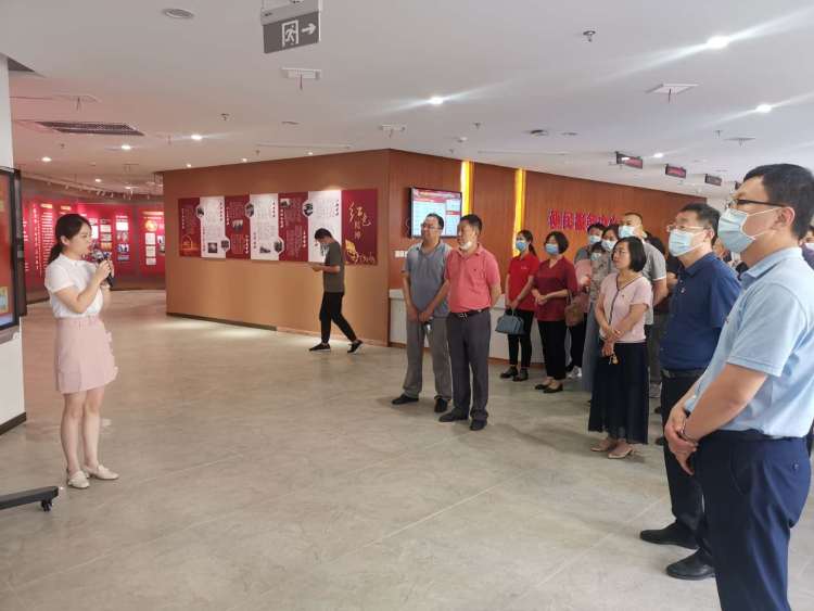 联建浮山路街道与莱西水集街道开展基层党组织联建共建调研